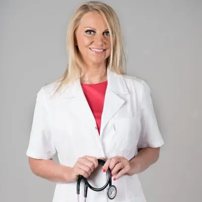 dr n. med. Agata Gierlotka, Laryngolog